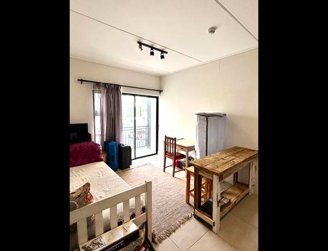 1 BEDROOM PROPERTY TO RENT IN FIRGROVE